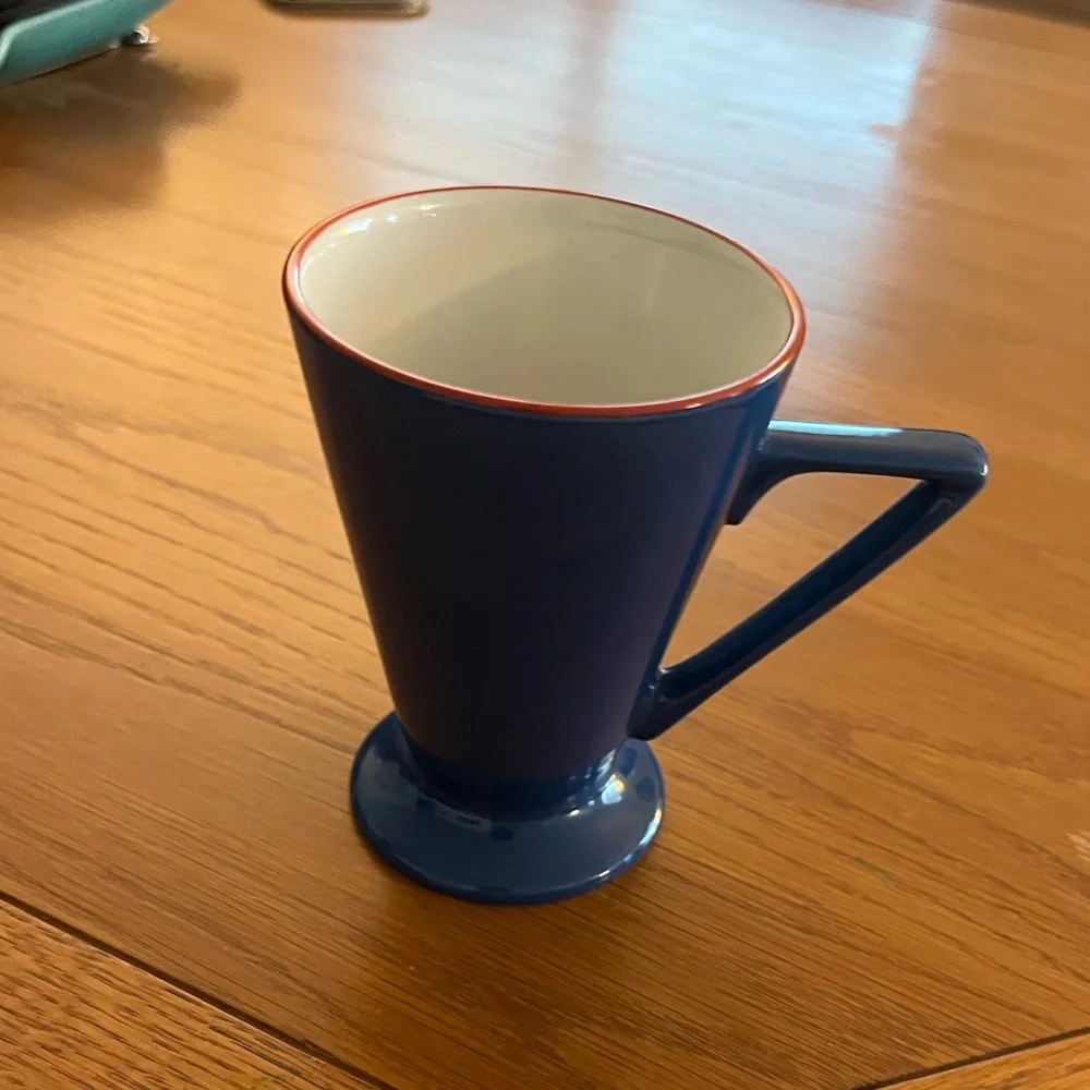 Vintage Blue Churchill mug with red rim and white interior. - Picture 5 of 6